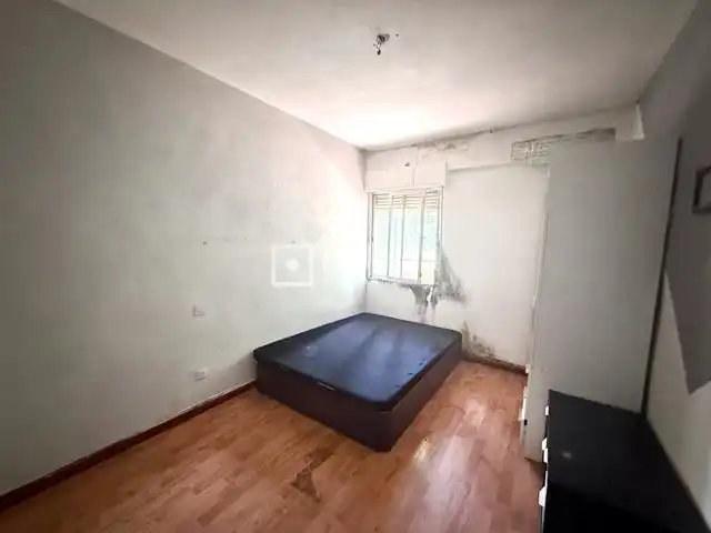 Habitación de Piso en venta en Madrid con Terraza