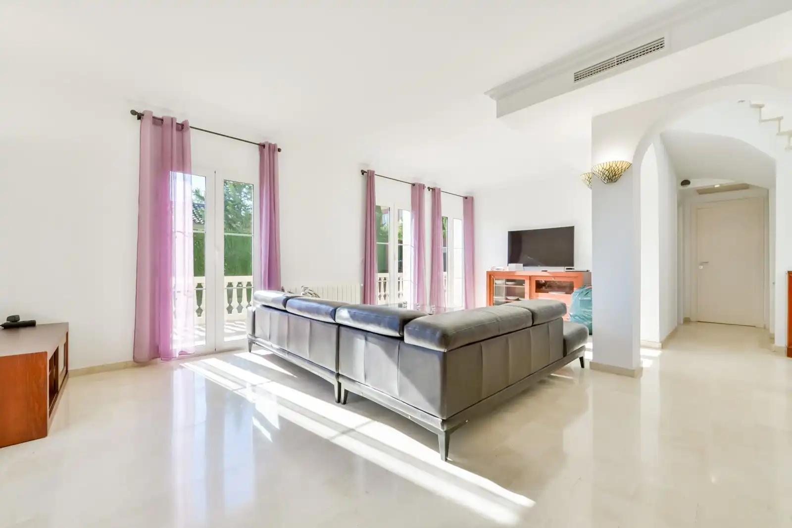 Villa mit Pool zum Verkauf in Golf Bahía, imagen 12