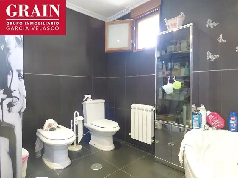 Baño de Casa o chalet en venta en Albacete con Aire acondicionado, Calefacción y Jardín privado
