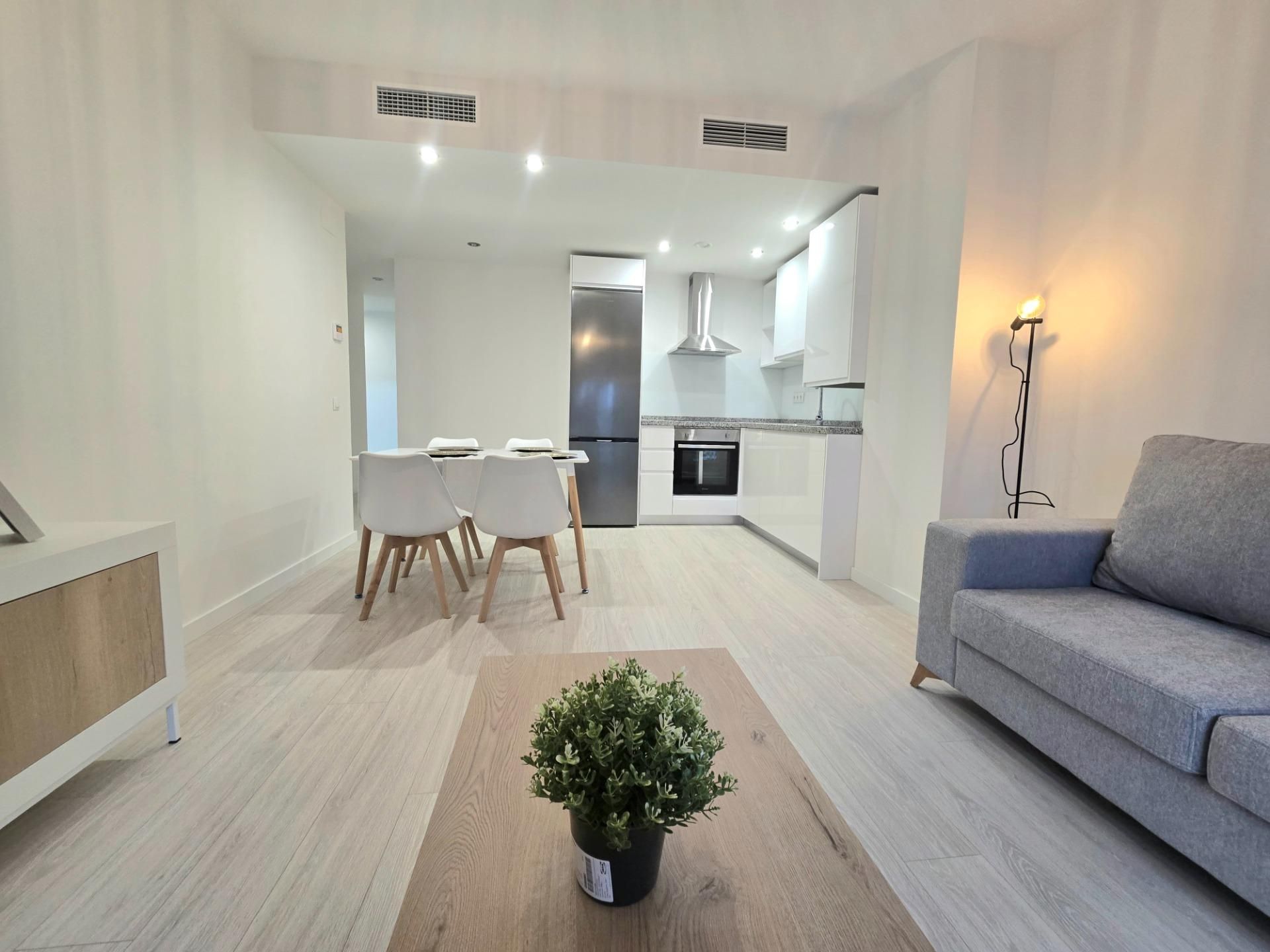 Kitchen of Flat for sale in Torremolinos  with Air Conditioner, Terrace and Storage room