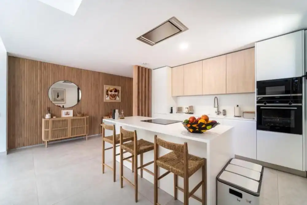 Penthouse with pool for sale in Elviria - Cabopino, imagen 8