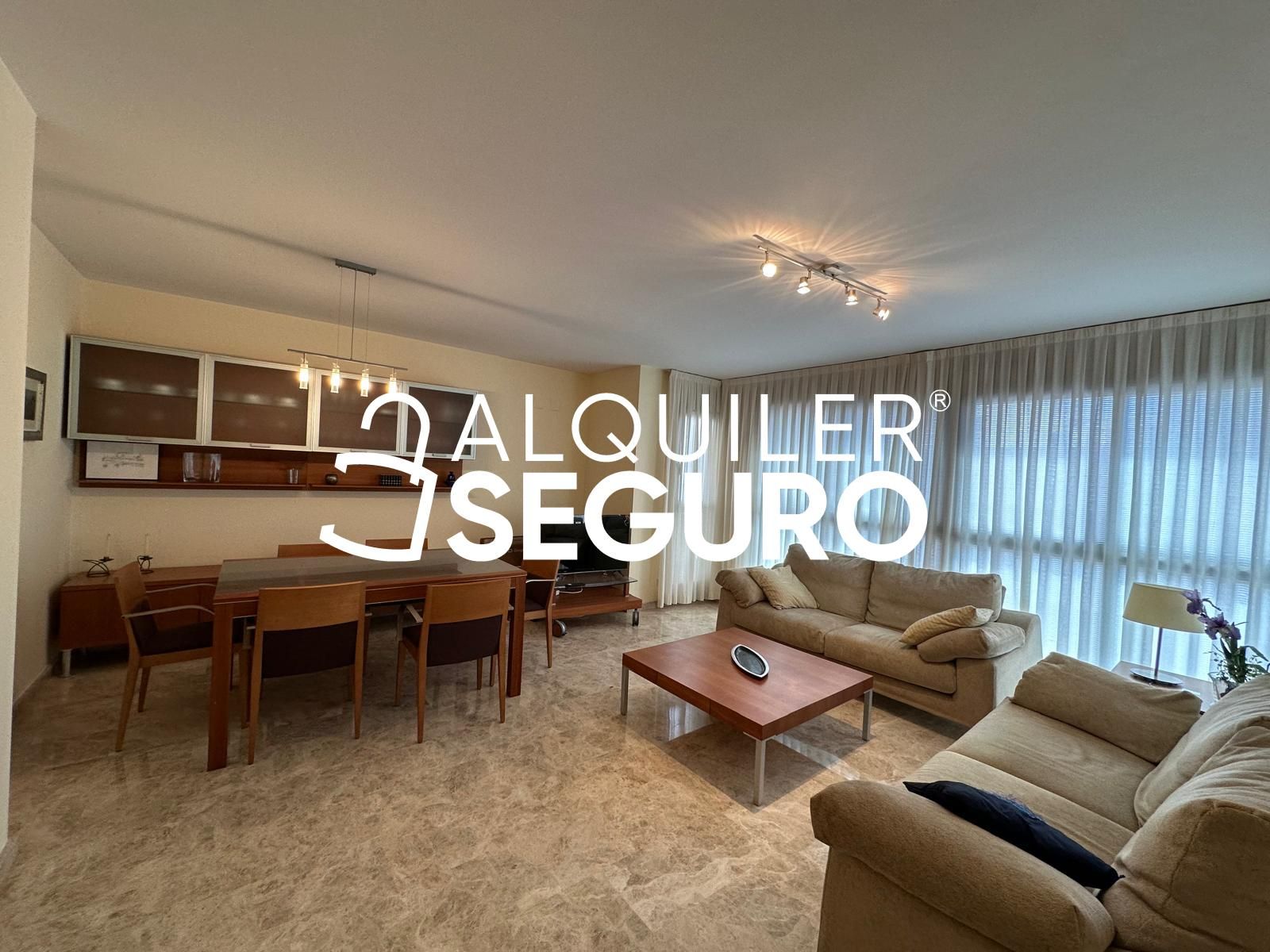 Living room of Flat to rent in  Valencia Capital  with Air Conditioner, Terrace and Storage room