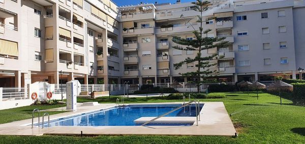 Swimming pool of Flat to rent in Torremolinos  with Air Conditioner, Heating and Terrace