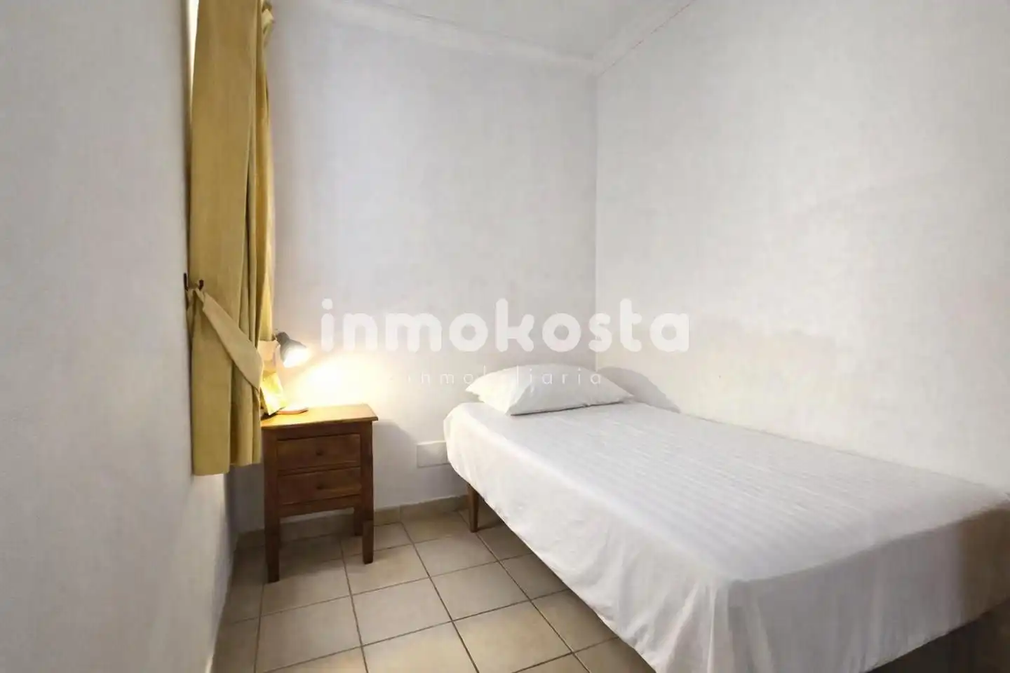 Bedroom of Flat for rent in L'Alfàs del Pi  with Air Conditioner, Terrace and Furnished