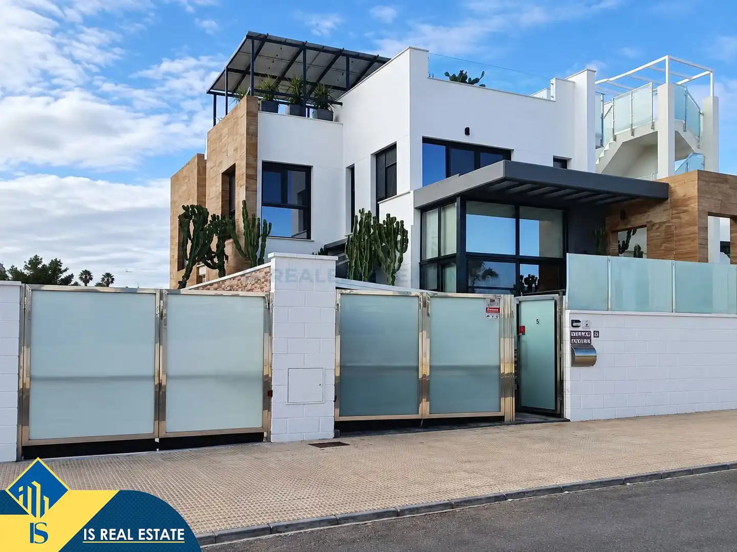 Villa avec piscine à vendre à Orihuela Costa