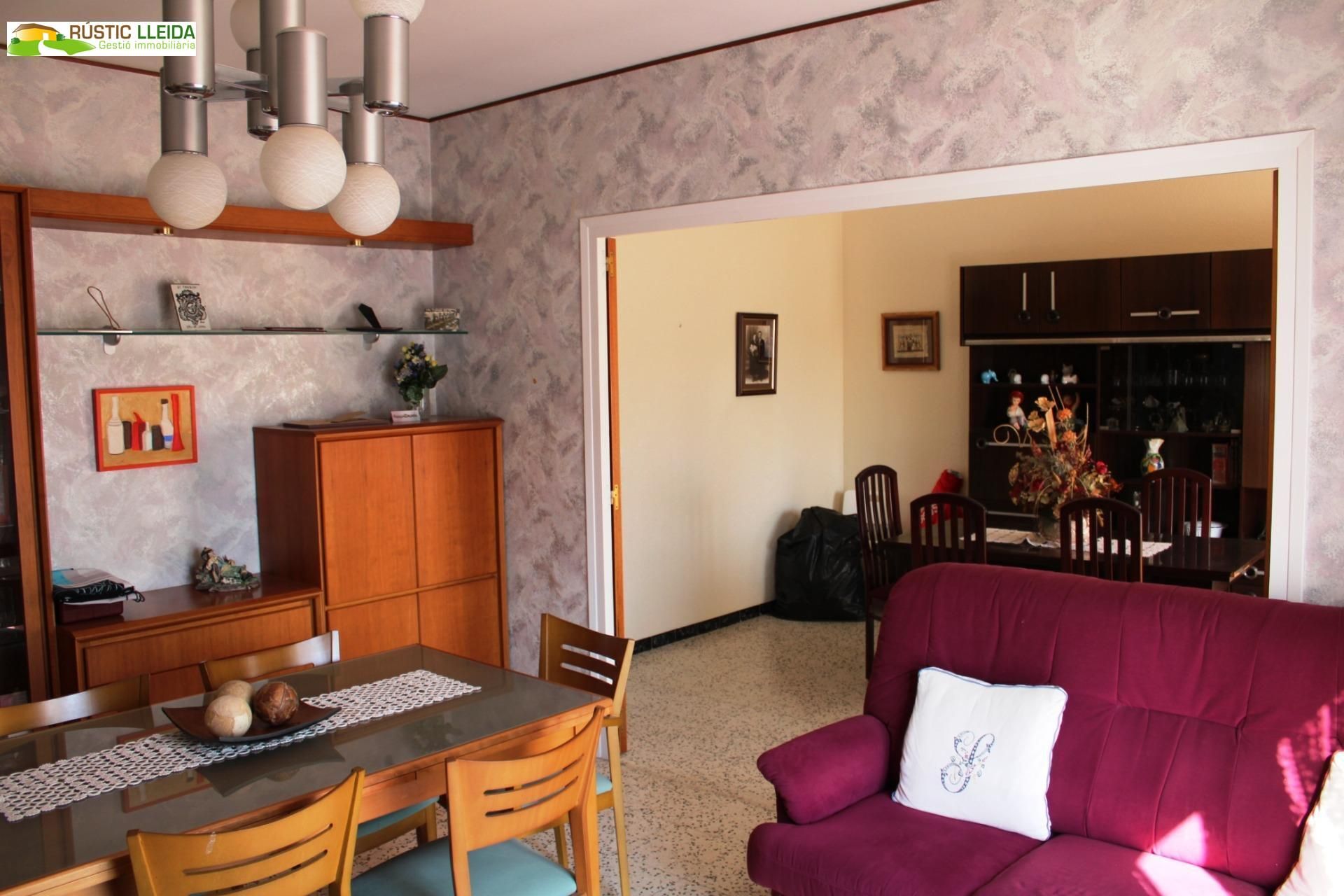 Sala d'estar de Casa o xalet en venda en Santa Coloma de Queralt amb Terrassa