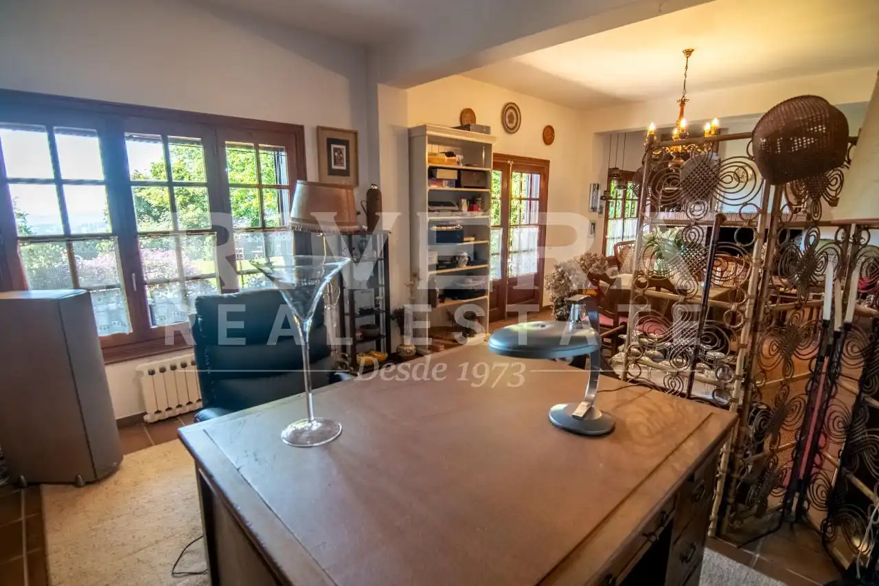 Sala de estar de Casa o chalet en venta en Vigo  con Calefacción, Jardín privado y Terraza