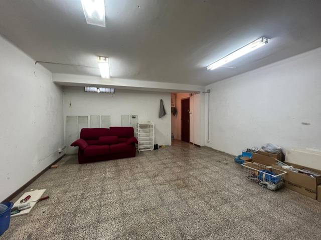 Local comercial en Venta en Horta
