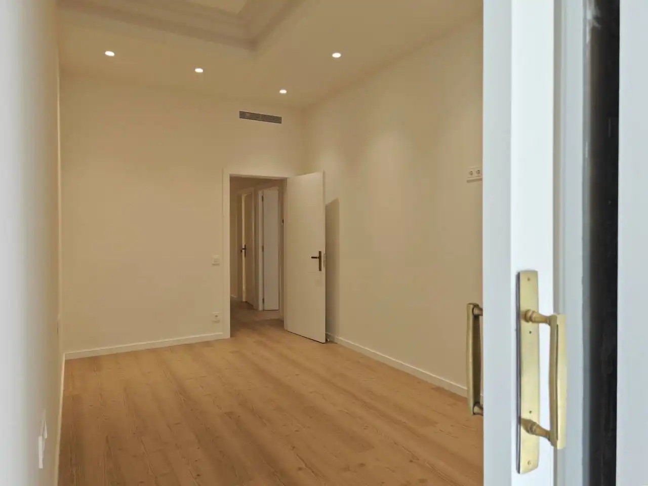 Piso de alquiler en Manresa con Aire acondicionado, Calefacción y Terraza