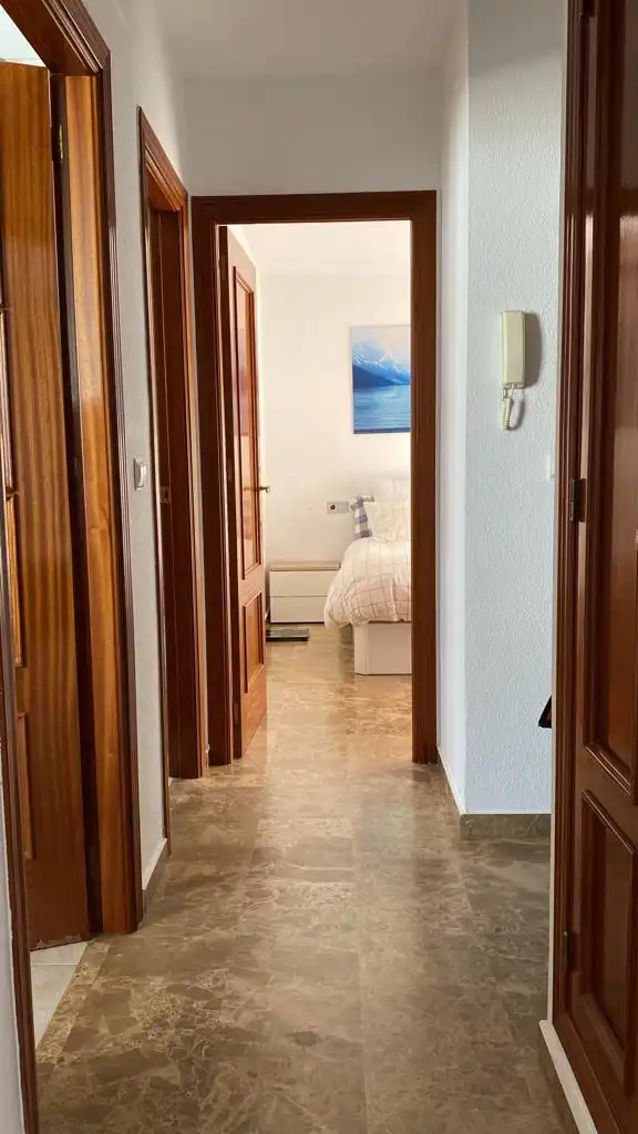 Dachboden zum Verkauf in La Zubia mit Terrasse, Möbliert und Waschmaschine