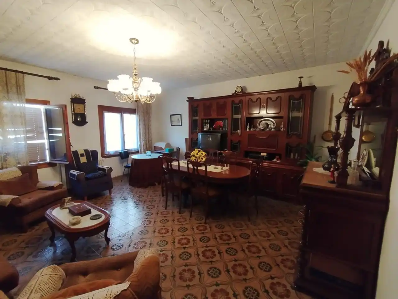Comedor de Piso en venta en San Lorenzo de la Parrilla con Calefacción