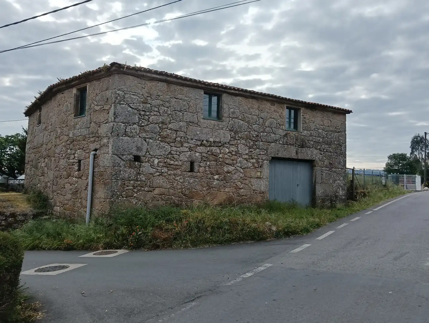 Exterior view of Houses for sale in Coirós  with Private garden and Storage room