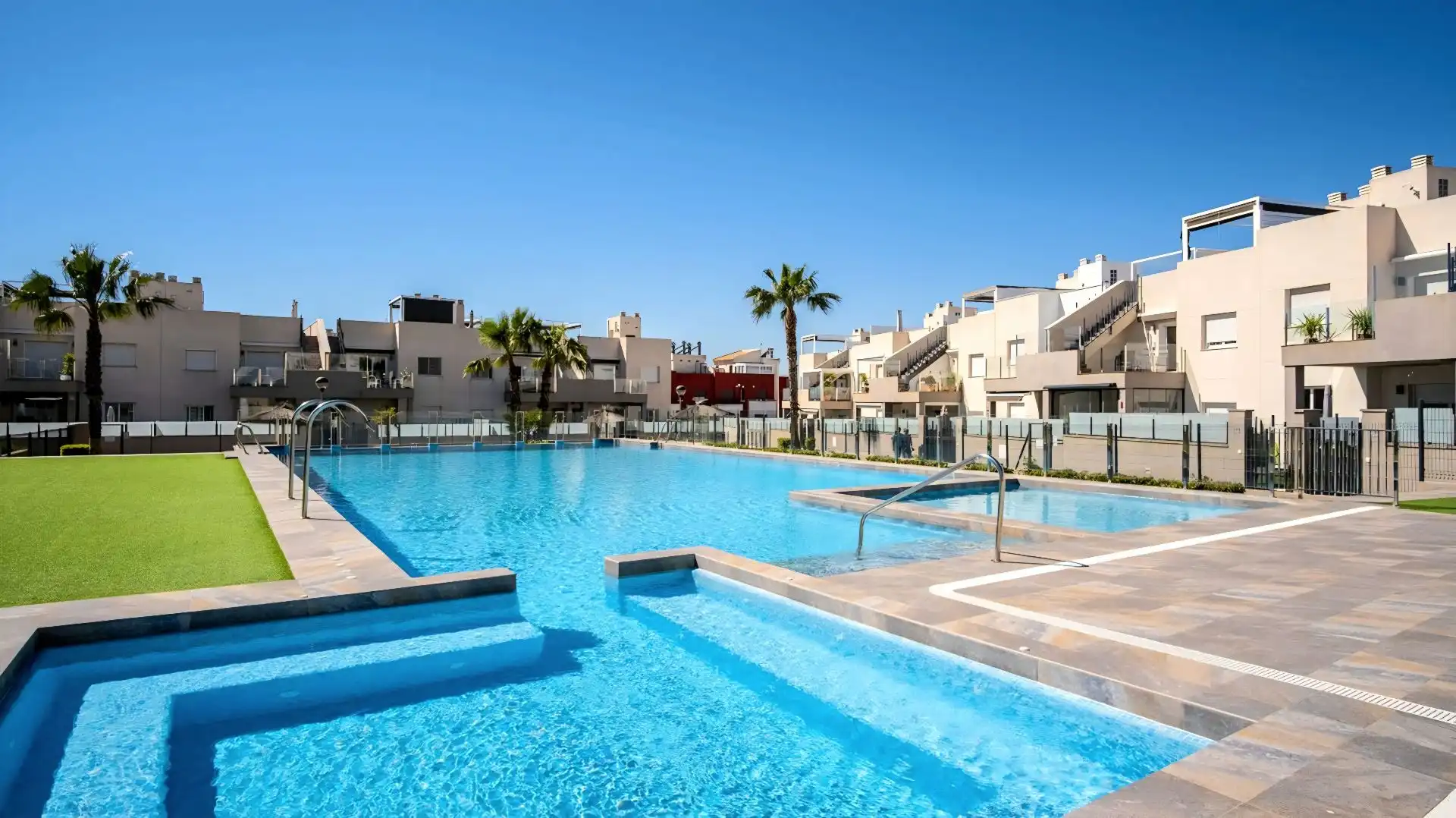 Bungalow con piscina in vendita a Nueva Torrevieja - Aguas Nuevas