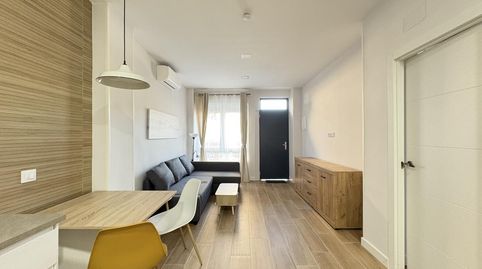 Foto 3 de Planta baja de alquiler en De Los Nogales, Alcalá Magna, Alcalá de Henares