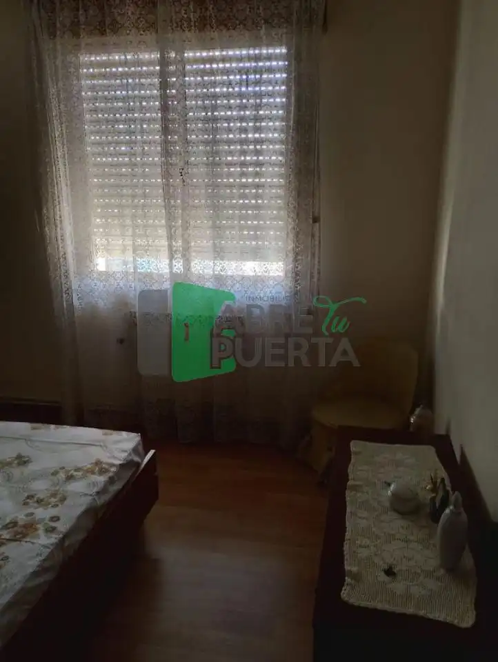 Habitación de Piso en venta en Ourense Capital  con Calefacción y Terraza