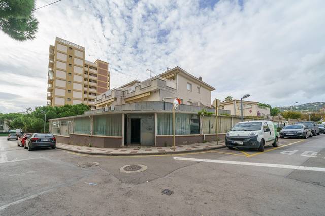 Local comercial en Venta en Punta Rocosa, 4 en Centre - Platja