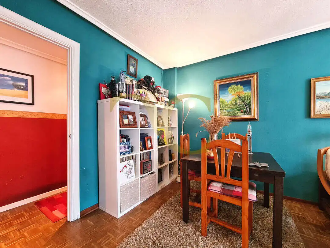Comedor de Piso en venta en Gijón  con Calefacción, Jardín privado y Trastero