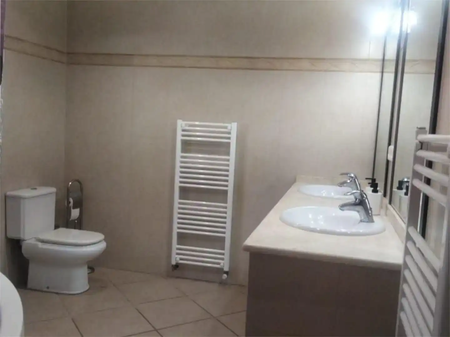 Baño de Piso en venta en Vilafranca de Bonany con Aire acondicionado