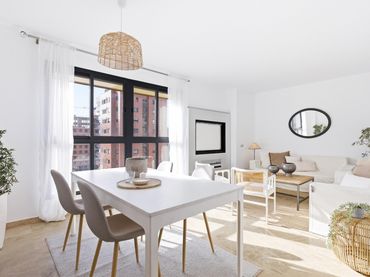 Flat with balcony for sale in Calle Av Capuchinos