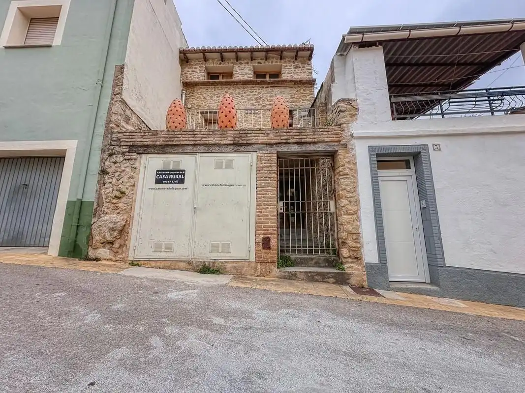 Vista exterior de Casa o xalet en venda en La Vall de Laguar amb Aire condicionat, Calefacció i Terrassa