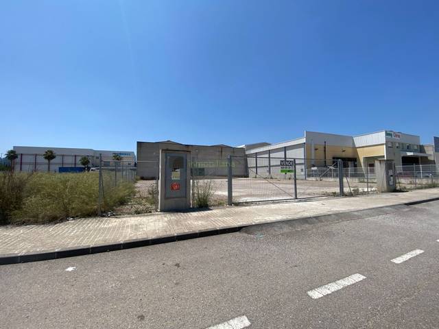 Terreno industrial en Venta en Beneixida
