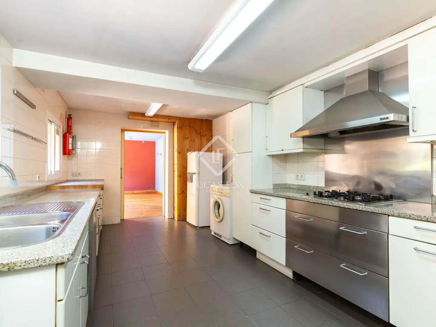 Kitchen of Houses for sale in Esplugues de Llobregat  with Air Conditioner, Heating and Private garden