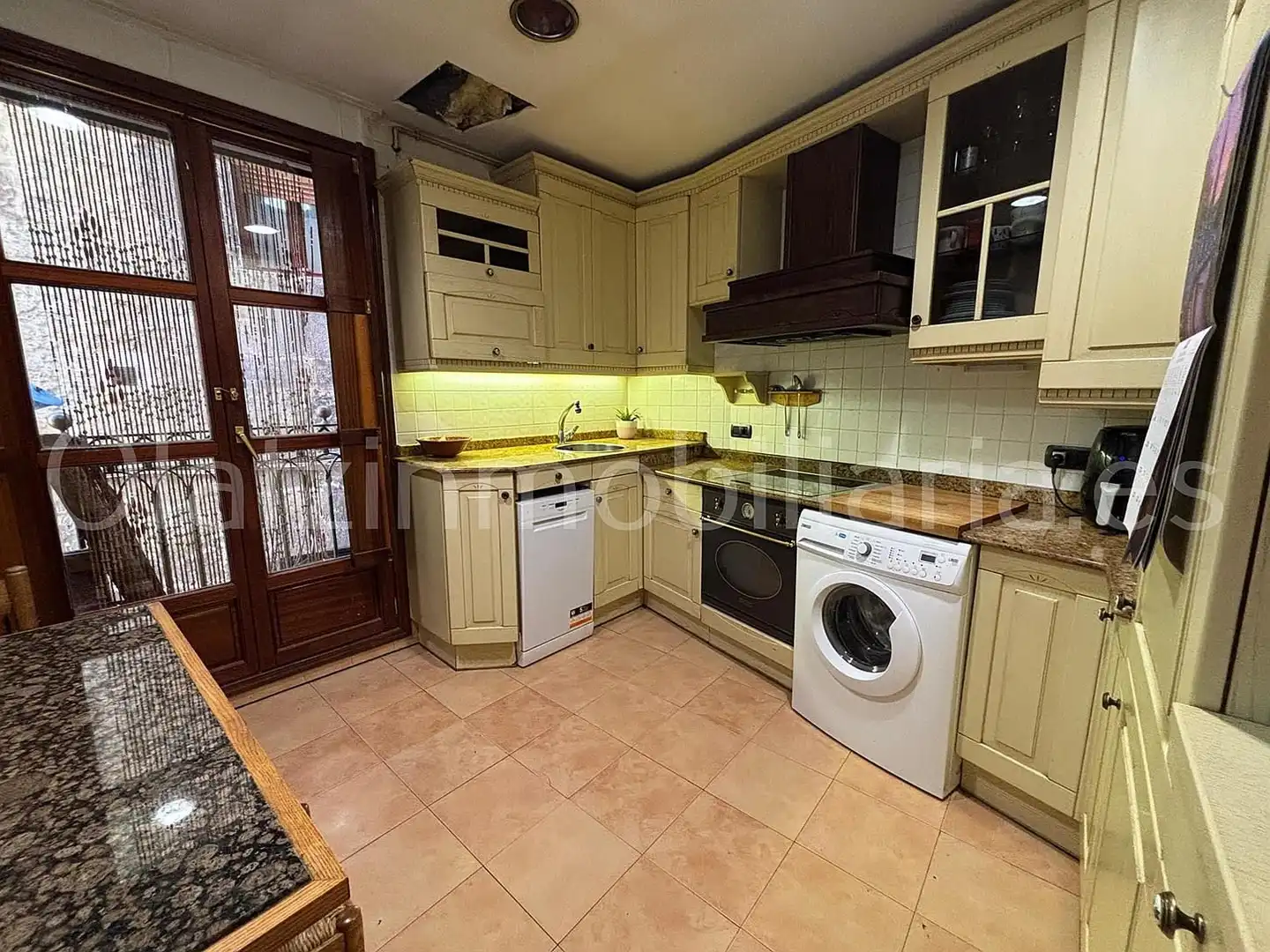 Kitchen of Flat for sale in Balmaseda  with Balcony