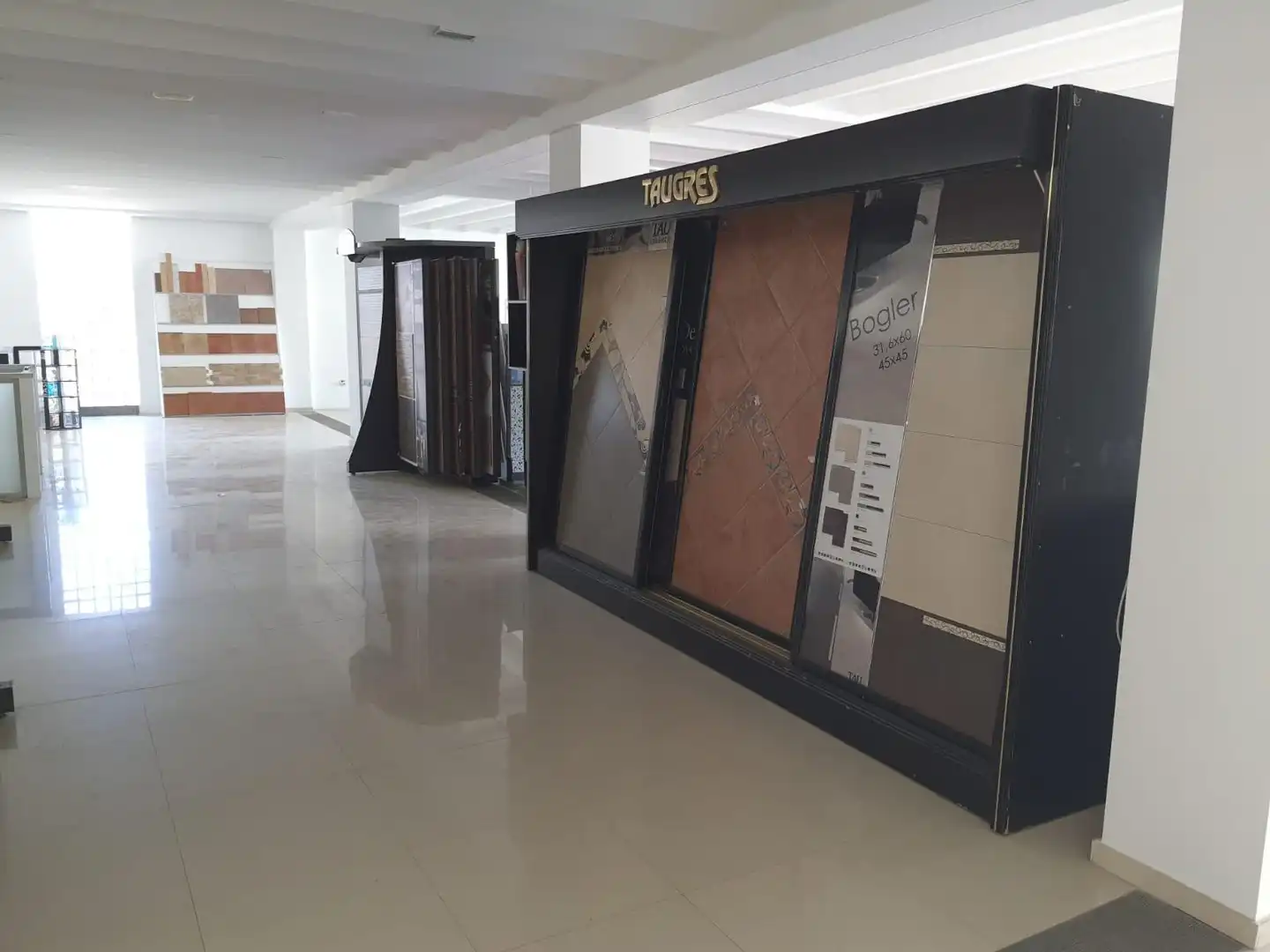 Local comercial en venda a Avenida de Fernando de Castro, imagen 9