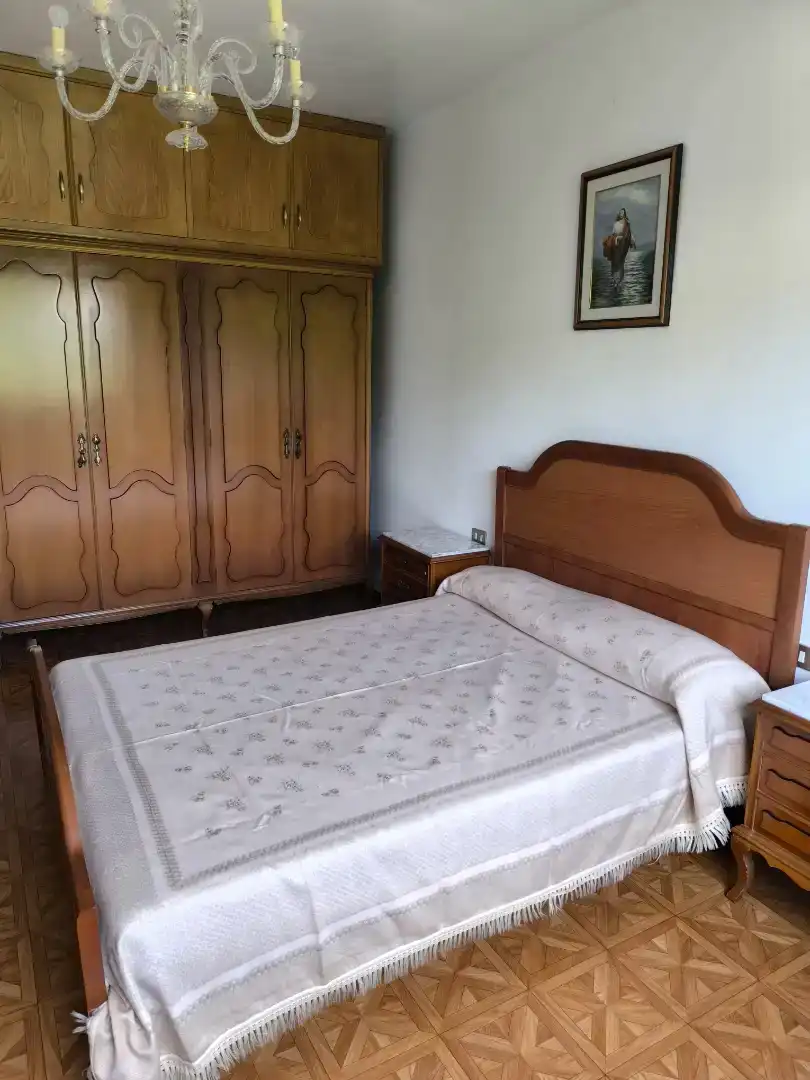 Dormitori de Casa adosada en venda en Vigo 