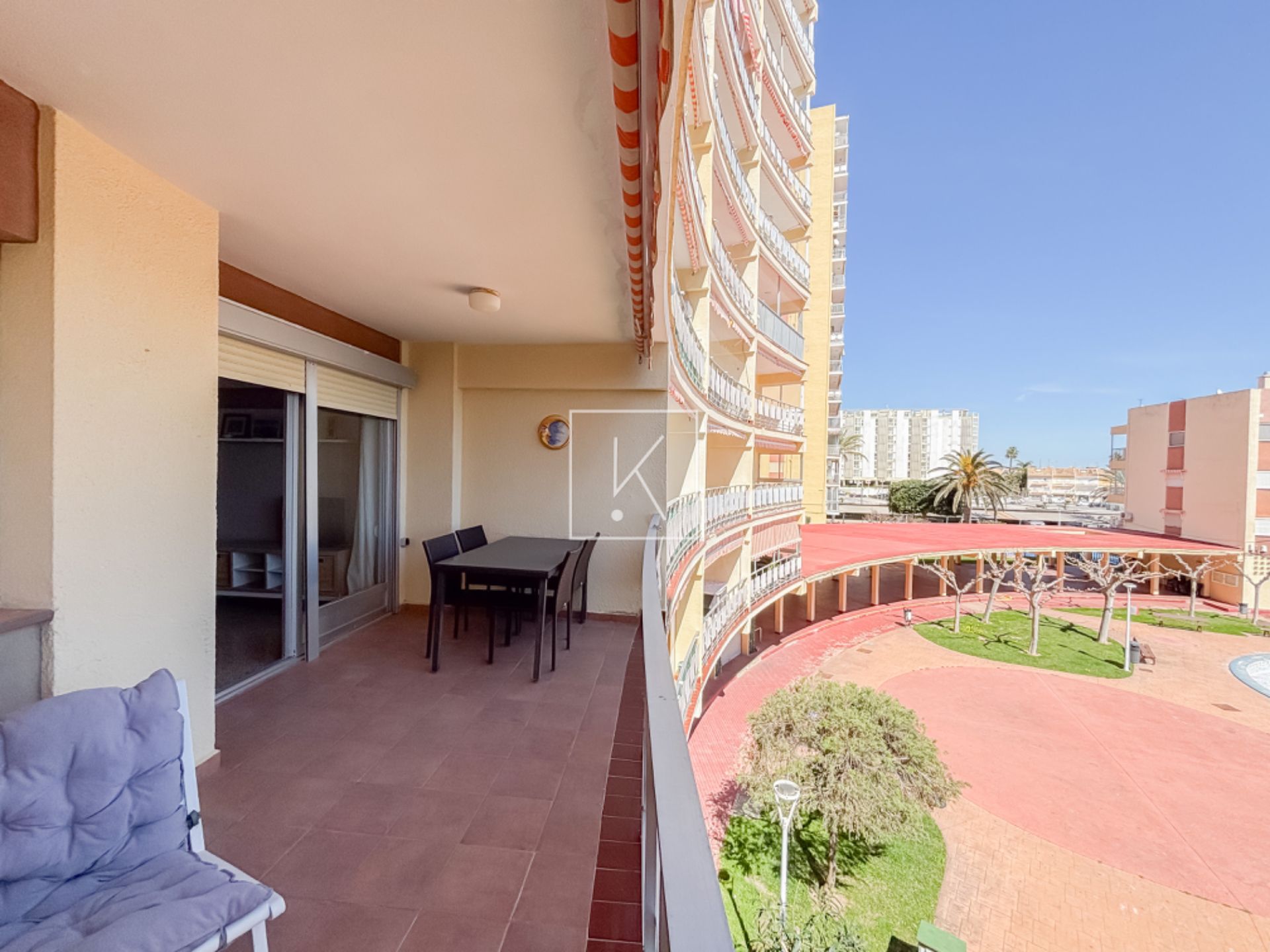 Terrassa de Apartament en venda en El Puig de Santa Maria amb Terrassa, Moblat i Rentadora