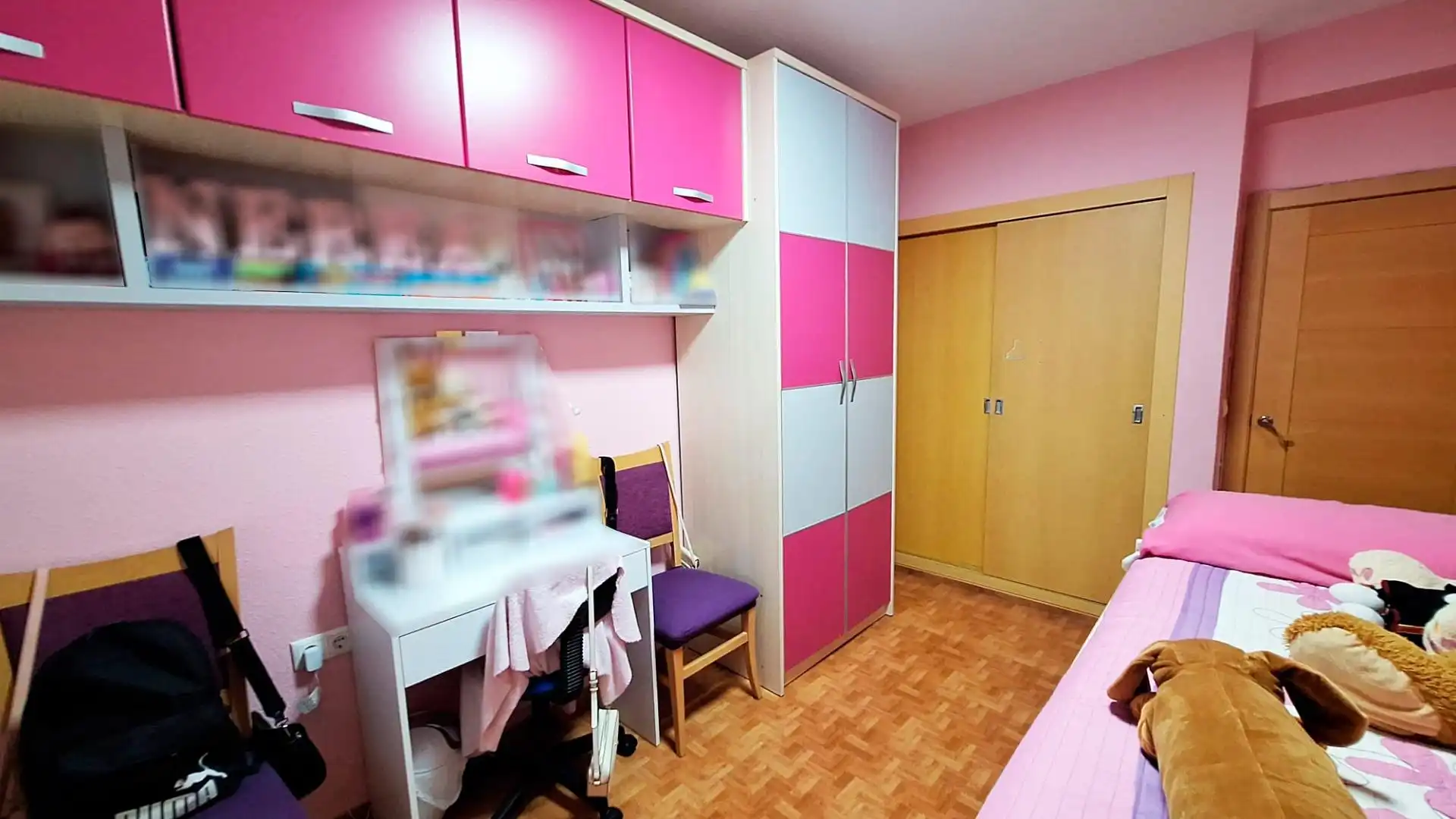 Bedroom of Flat for sale in Córdoba  with Air Conditioner and Heating