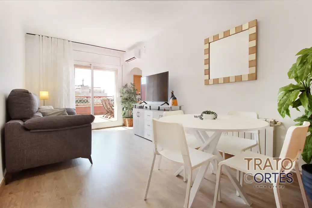 Sala d'estar de Àtic en venda en Gavà amb Aire condicionat, Calefacció i Parquet