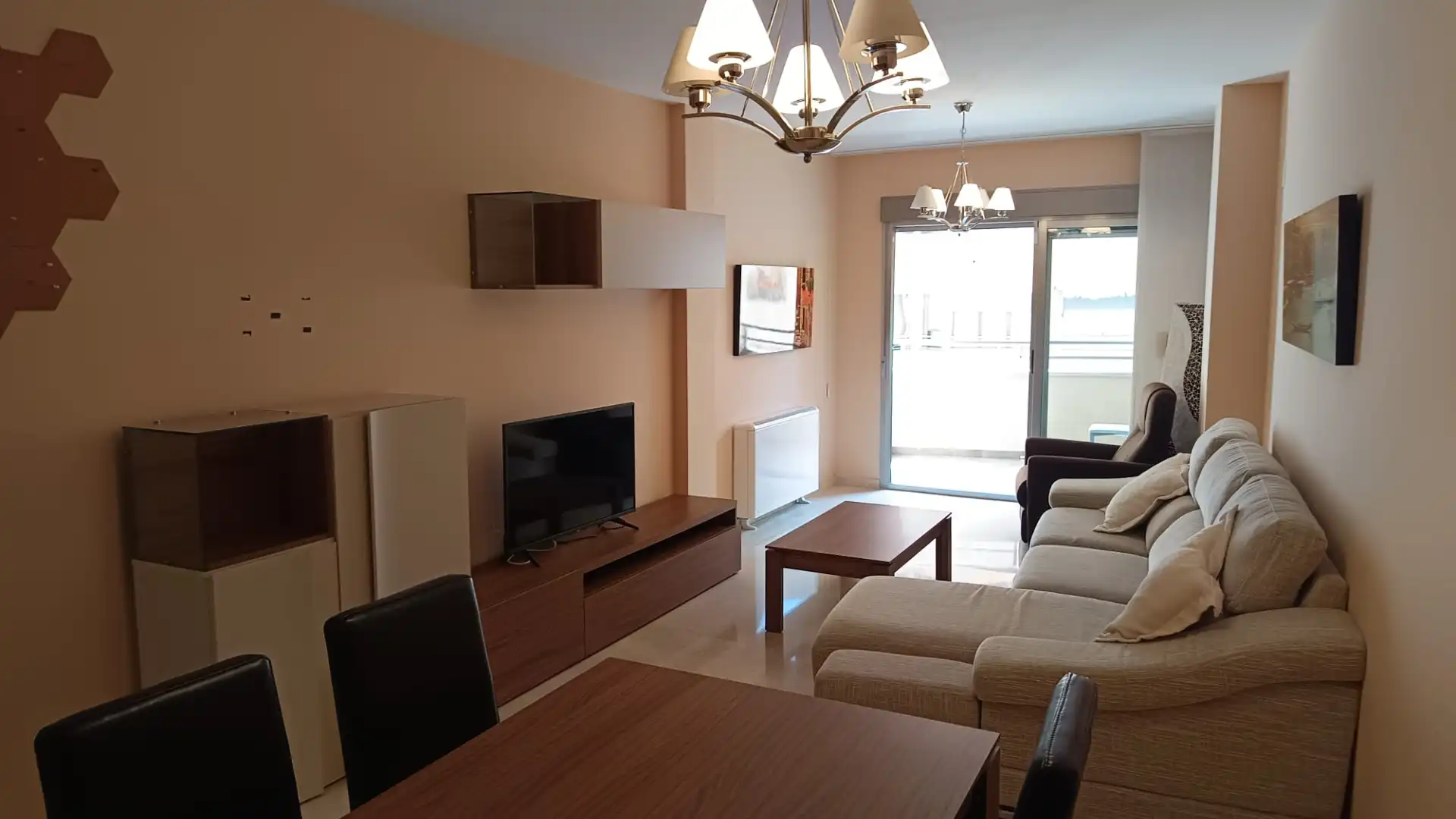 Sala de estar de Piso de alquiler en  Albacete Capital con Calefacción, Amueblado y Horno