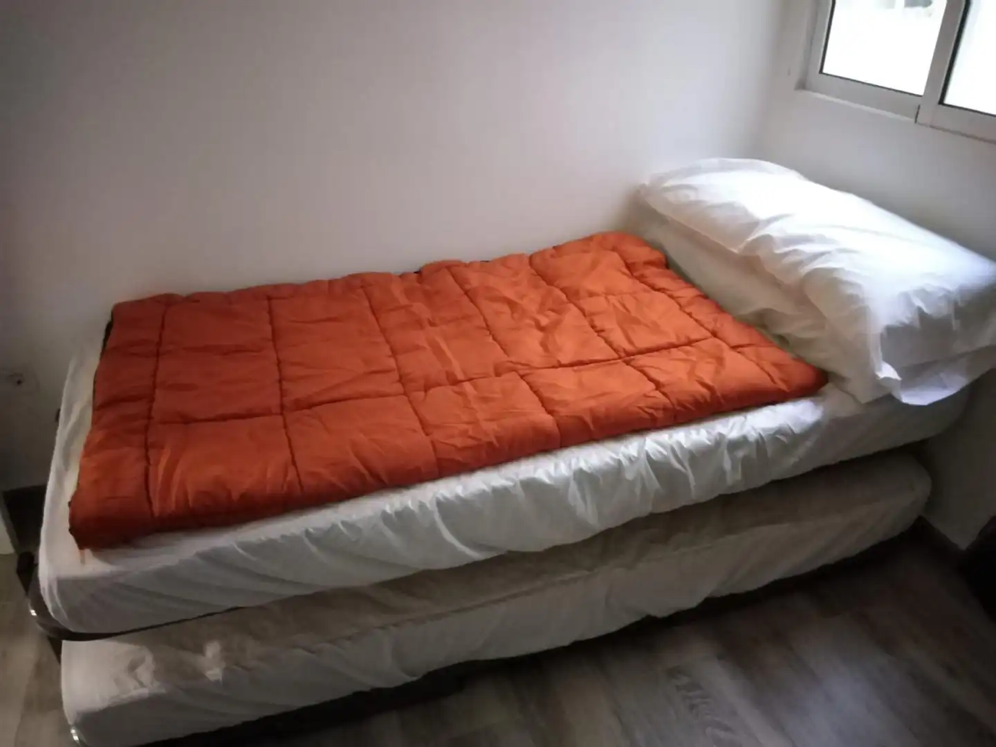 Dormitori de Pis en venda en Málaga amb Calefacció i Moblat