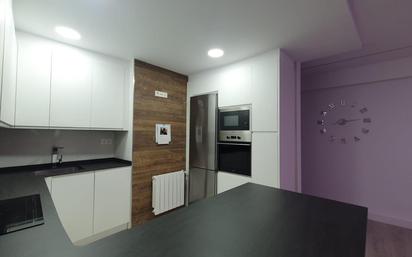 Kitchen of Flat to rent in Portugalete  with Terrace