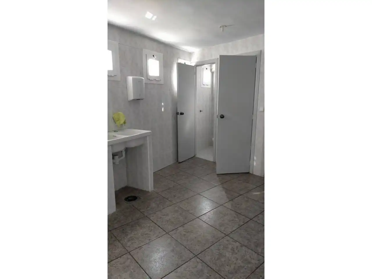 Bany de Nau industrial en venda en Picanya
