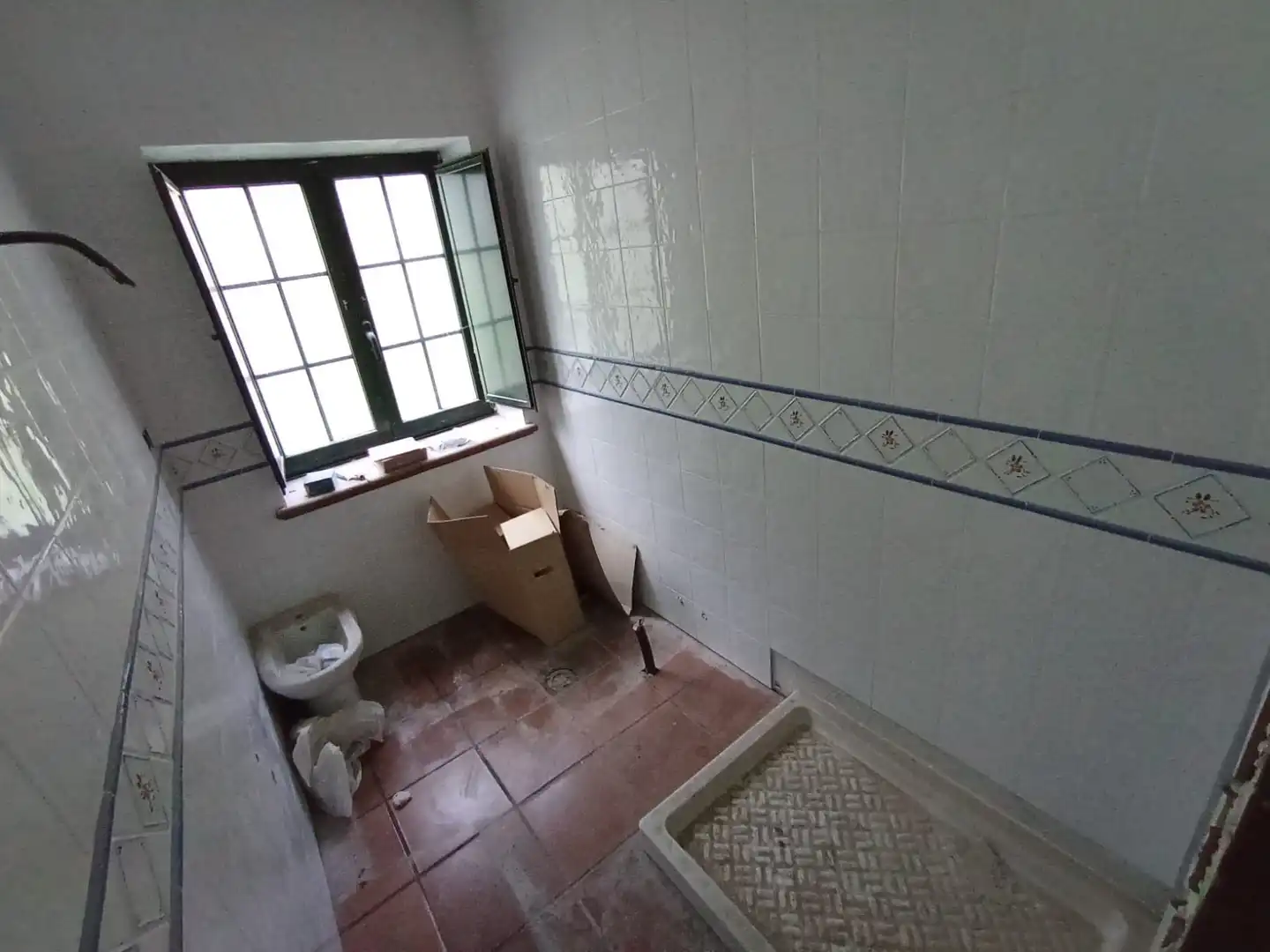Bany de Casa o xalet en venda en Cedeira amb Jardí privat, Terrassa i Traster