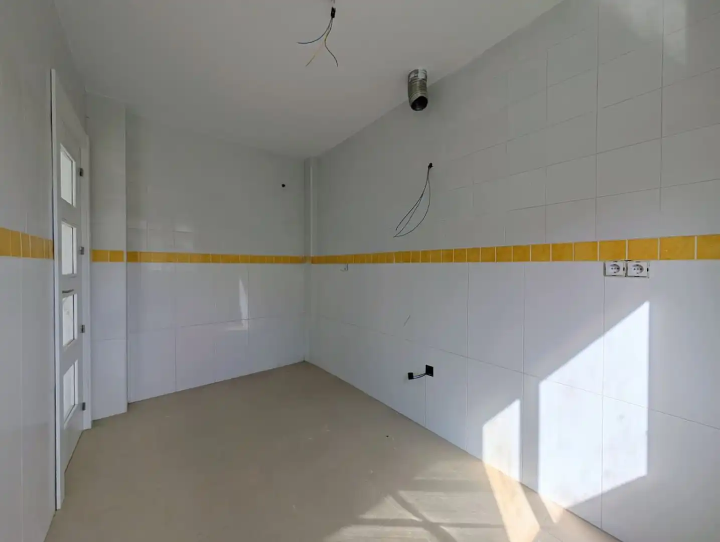 Bathroom of Flat for sale in Loja  with Terrace and Balcony
