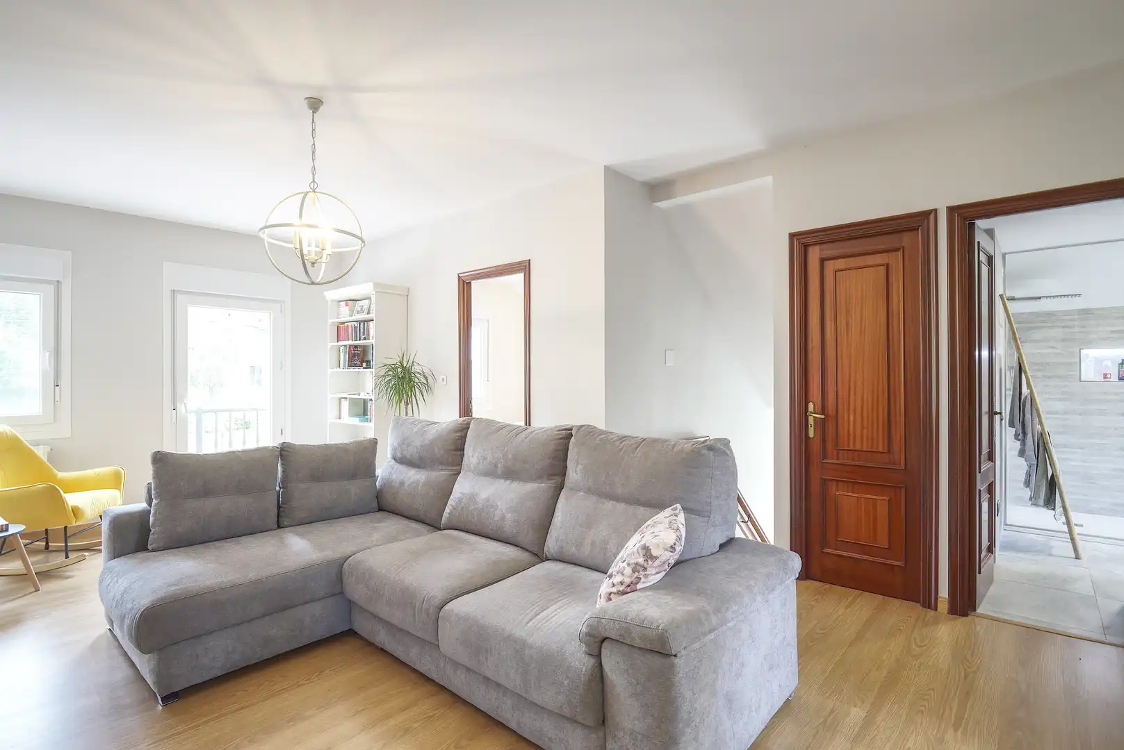 Sala de estar de Casa o chalet en venta en Lousame con Aire acondicionado, Calefacción y Jardín privado