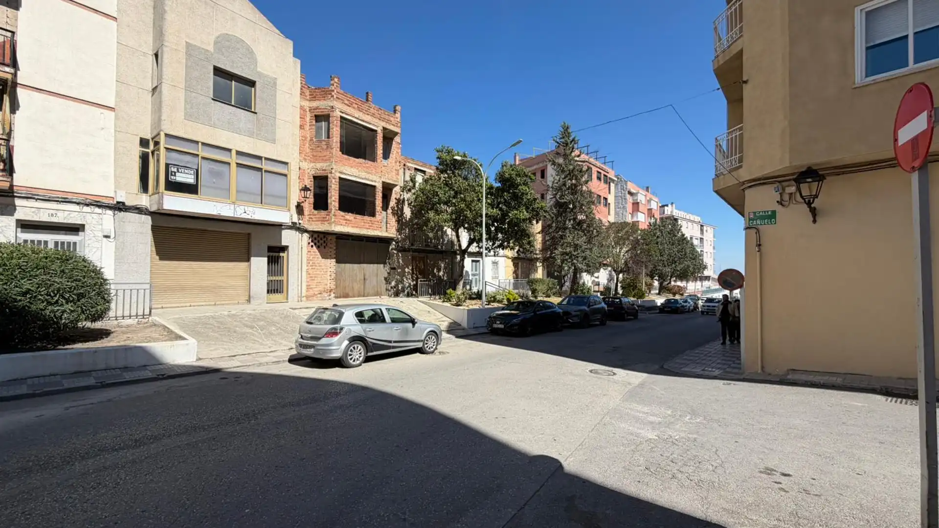 Exterior view of Duplex for sale in Torredelcampo  with Air Conditioner, Storage room and Furnished