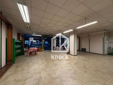 Local comercial de lloguer a El Berrón - Avenida de Oviedo