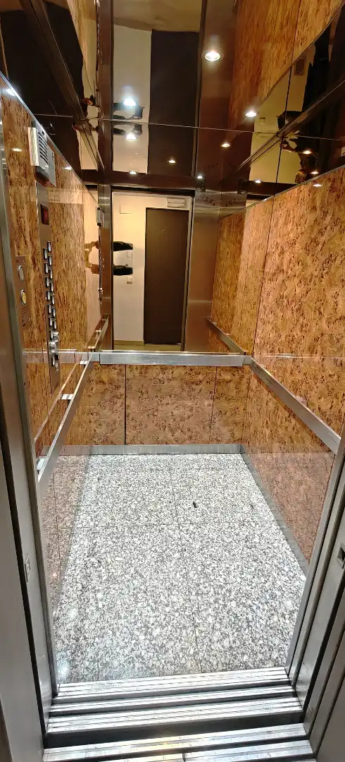 Attic for rent in Zaragoza  with Air Conditioner, Heating and Parquet flooring
