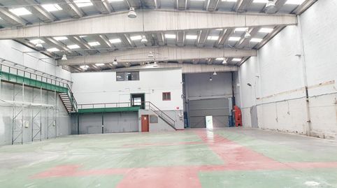 Foto 4 von Fabrikhallen zur Miete in Bolueta, Bilbao
