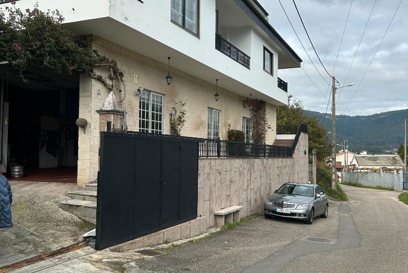 Foto 1 de Casa o xalet en venda a Camiño Os Lamoseiros, Poio, Pontevedra