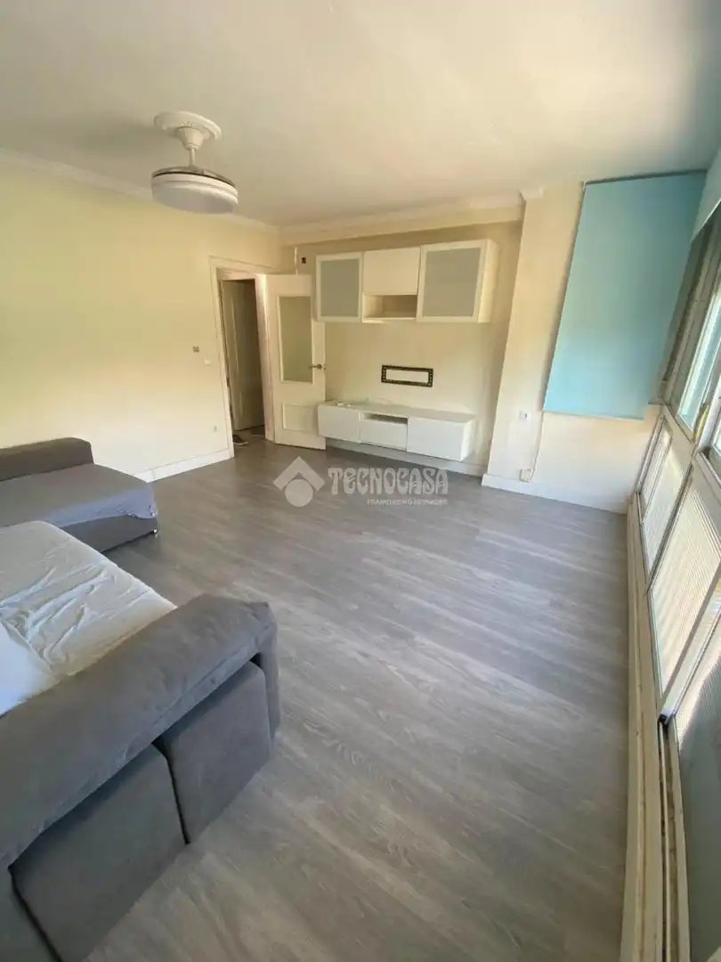 Sala de estar de Piso en venta en Sevilla con Aire acondicionado y Calefacción
