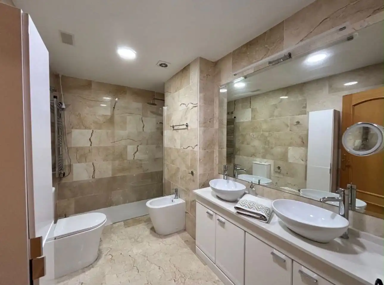 Bathroom of Apartments for rent in San Pedro de Alcántara