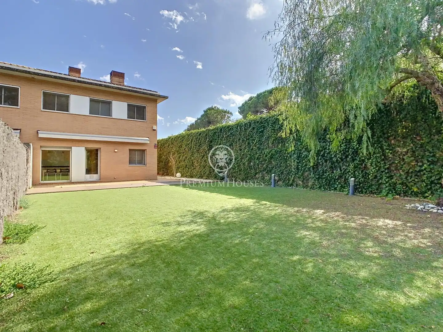 Jardín de Casa adosada en venta en Arenys de Munt con Aire acondicionado, Calefacción y Jardín privado
