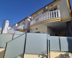 Exterior view of House or chalet for sale in San Miguel de Salinas  with Air Conditioner and Private garden