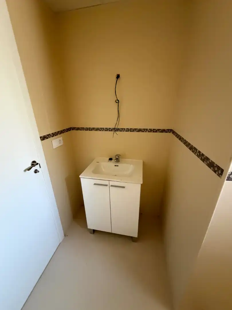 Bany de Pis en venda en Almazora / Almassora amb Forn, Balcó i Piscina comunitària