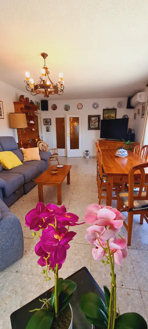 Sala de estar de Casa o chalet en venta en El Tiemblo  con Aire acondicionado, Jardín privado y Terraza